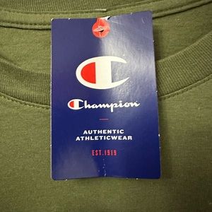 Men’s champion t shirt